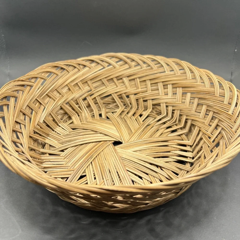 Vintage Wicker Basket‎ Round 10